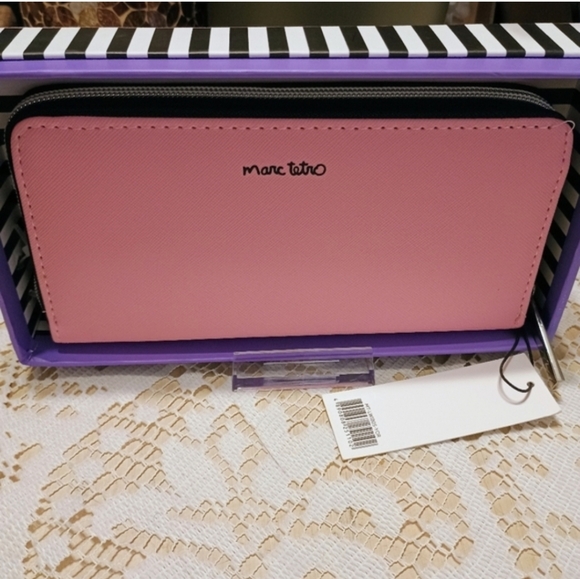 MARC TETRO-Pink Yorkie Dog Print Wallet - Picture 2 of 4